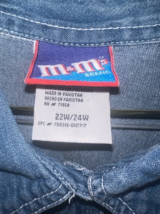 M&M’s Embroidered Denim Button Up Shirt Candy Characters Plus Size 22W 24W - Picture 11 of 12